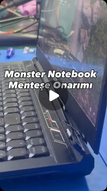 Monster Notebook Menteşe Onarımı. Monster notebooklarda zamanla menteşe sertleşmesi, kasa çatlaması veya mente